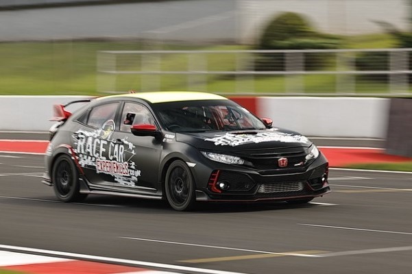 Honda Civic Type R FK8 Track Experience  Experience from Trackdays.co.uk