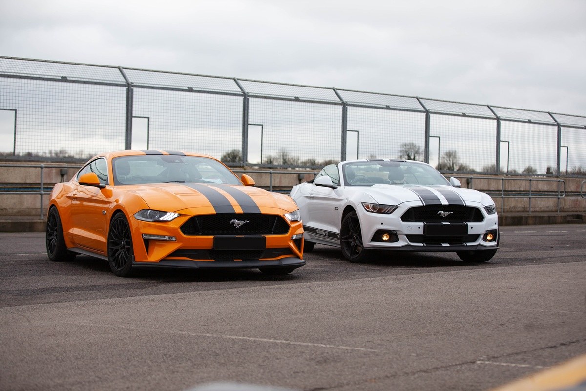 Junior VIP 2 Supercars Track Day Experience Experience from Trackdays.co.uk