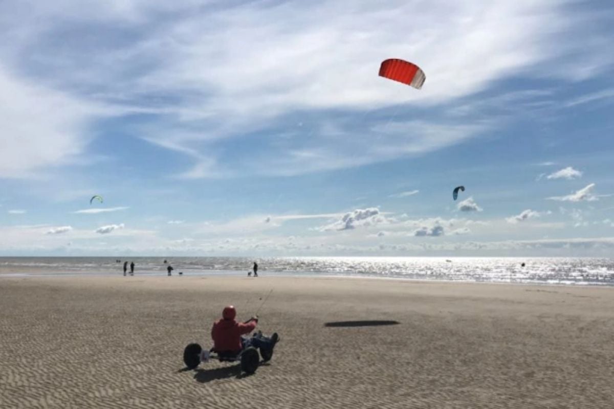 Kite Buggy Lesson for Two in Camber Sands Experience from Trackdays.co.uk