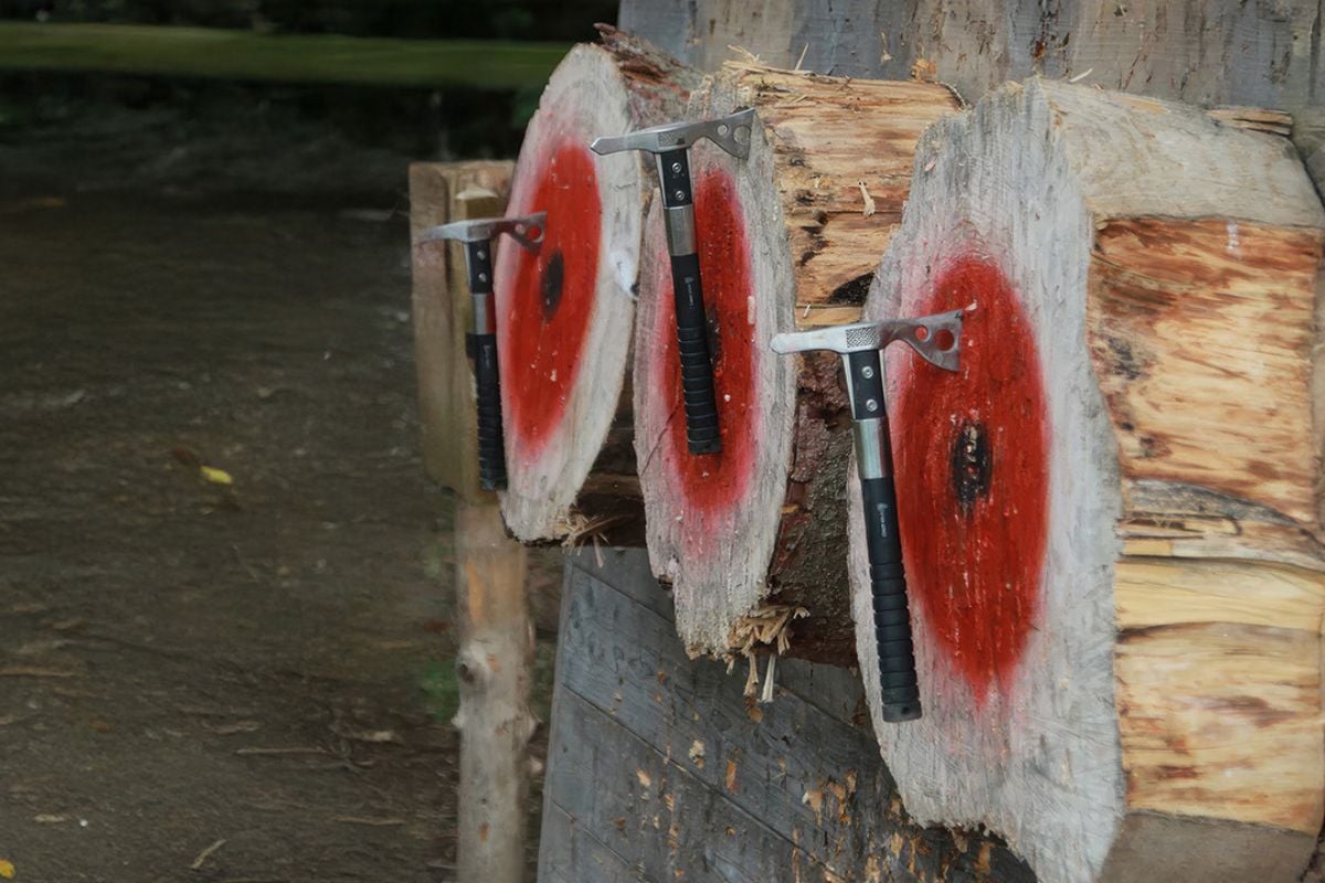 Knife and Axe Throwing Session Driving Experience 1