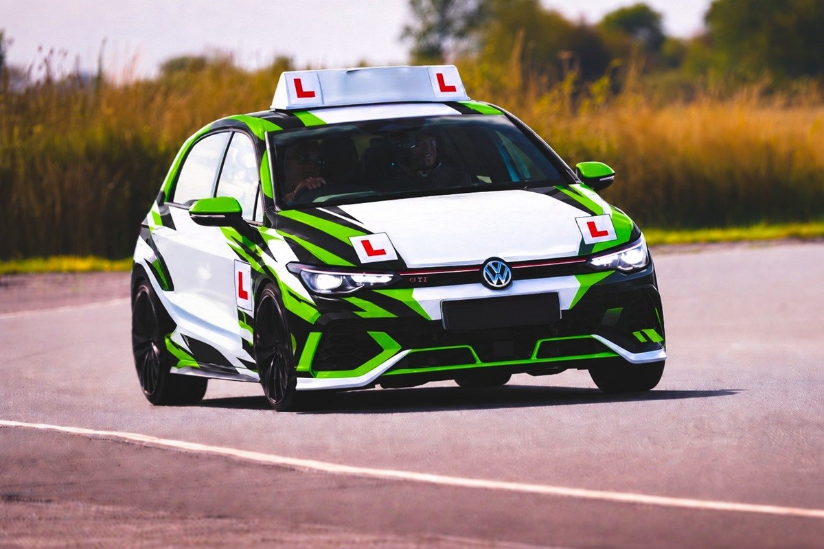 Learner Driver Experience - 3 Miles Experience from Trackdays.co.uk
