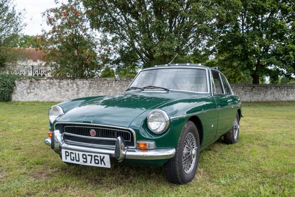 MGB GT/Roadster Classic Car Hire - Weekday Driving Experience 1