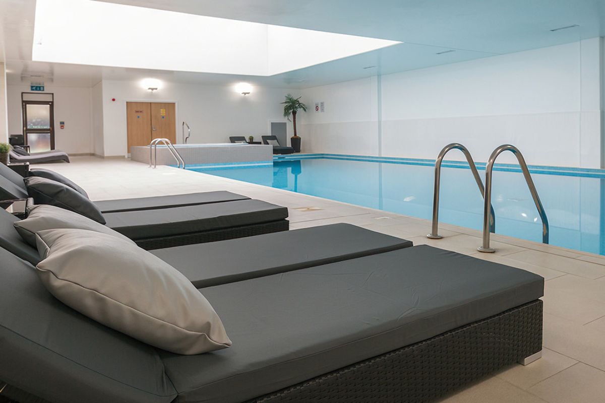 Mum to Be' Anytime Spa Day with Treatments & Lunch at The Oxfordshire Driving Experience 1