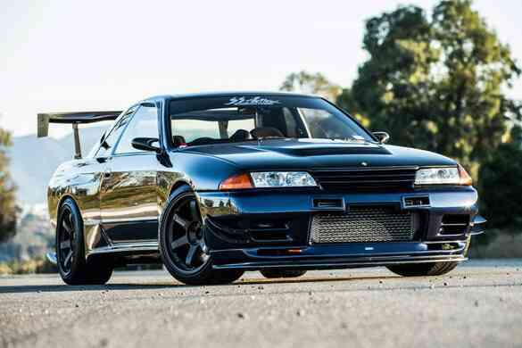 Drive a Nissan Skyline R32 Experience from Trackdays.co.uk