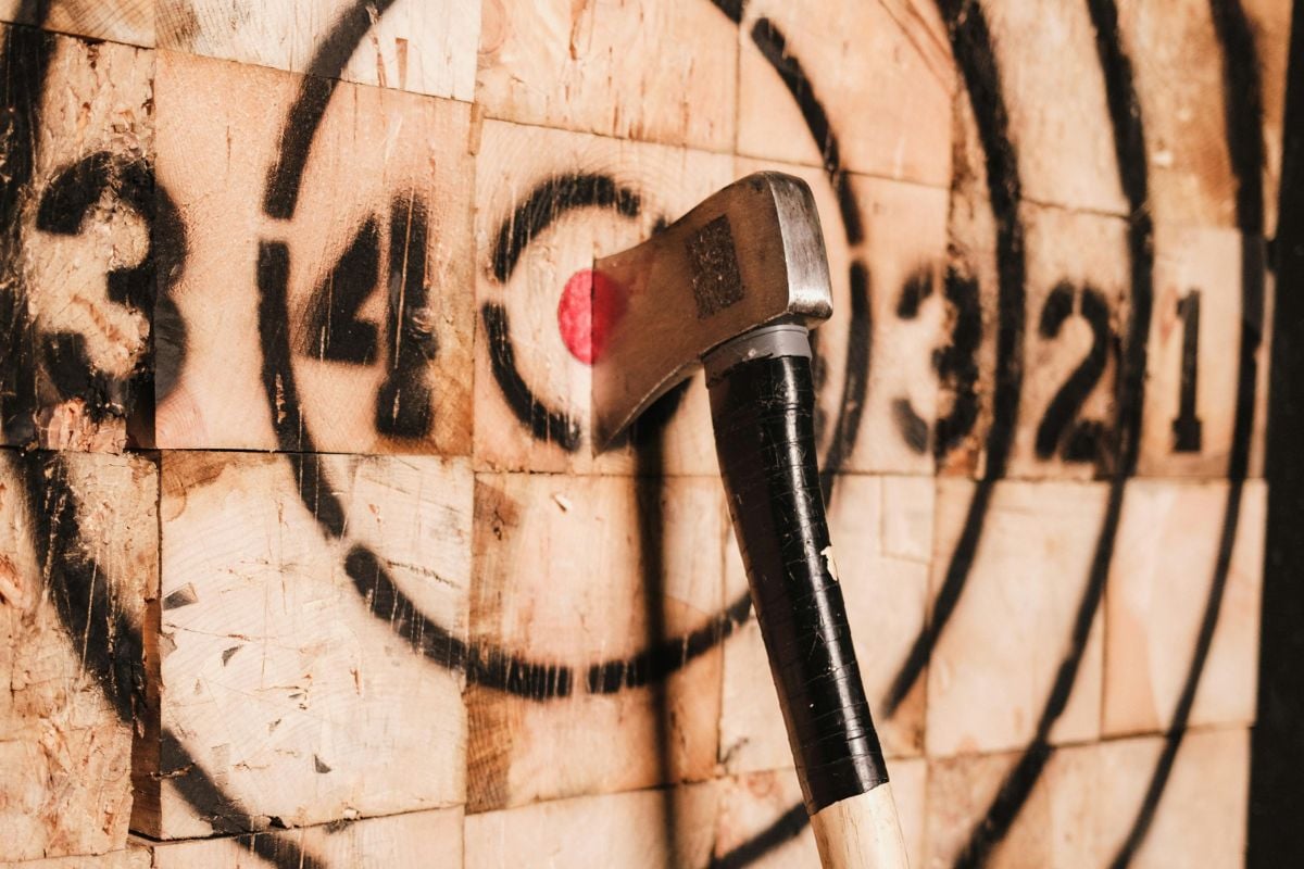 Northumberland Axe and Knife Throwing for Two Driving Experience 1