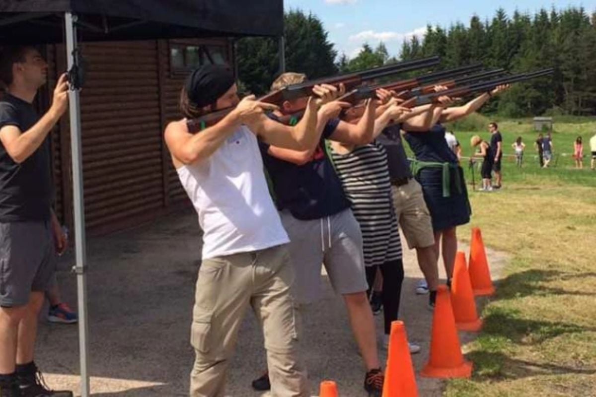 Northumberland 30 Clay Pigeon Shooting Session Driving Experience 1