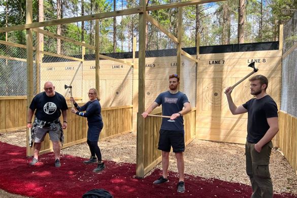 One Hour Axe Throwing Session - West Sussex Driving Experience 1
