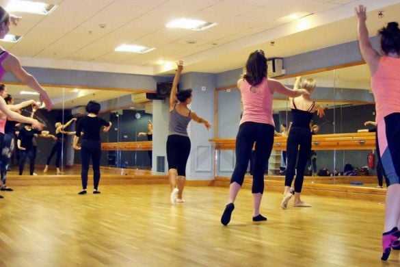 One Hour Group Ballet Class in London Experience from Trackdays.co.uk