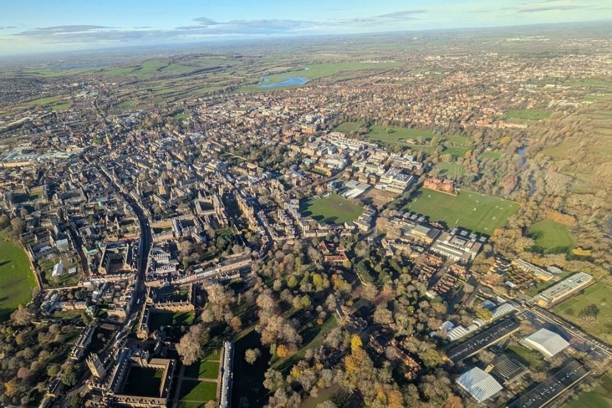 Oxford City Helicopter Sightseeing Tour for Two Experience from Trackdays.co.uk