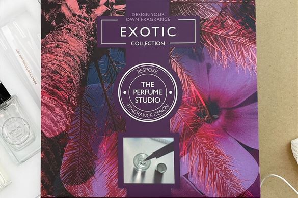 Perfume Creation Gift Box - Exotic Driving Experience 1