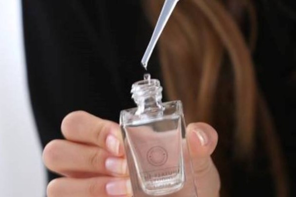 Platinum Perfume Making with Afternoon Tea for Two - Tunbridge Wells Experience from Trackdays.co.uk