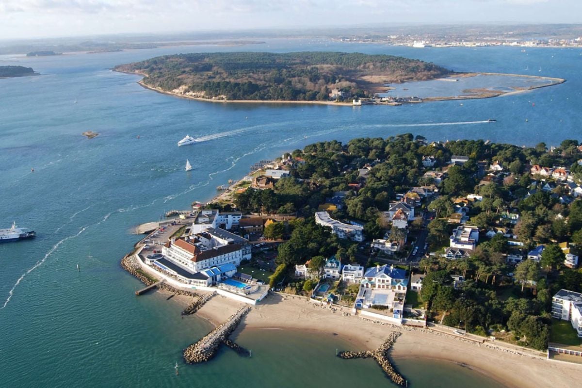 Private 30 Minute Helicopter Tour for Three from Bournemouth Experience from Trackdays.co.uk