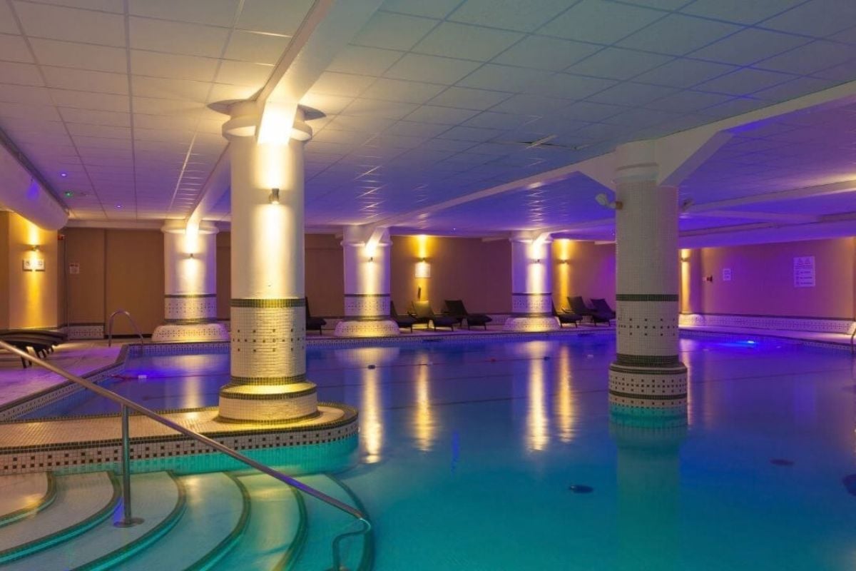 Q Hotels Spa Day 50min Treatment & Lunch with Prosecco (Spa Choice 1) Driving Experience 1