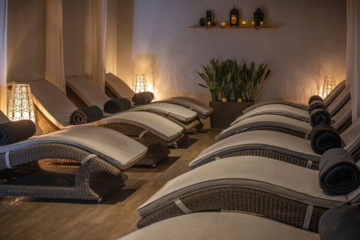 Q Hotels Spa Day 50min Treatment & Lunch with Prosecco (Spa Choice 4) Experience from Trackdays.co.uk