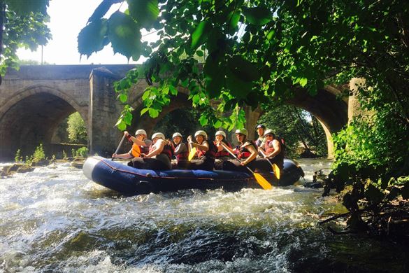River Derwent White Water Rafting Driving Experience 1