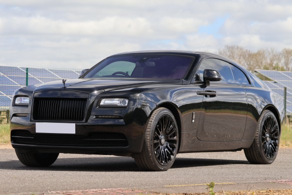 Rolls Royce Wraith Blast + High Speed Passenger Ride Experience from Trackdays.co.uk