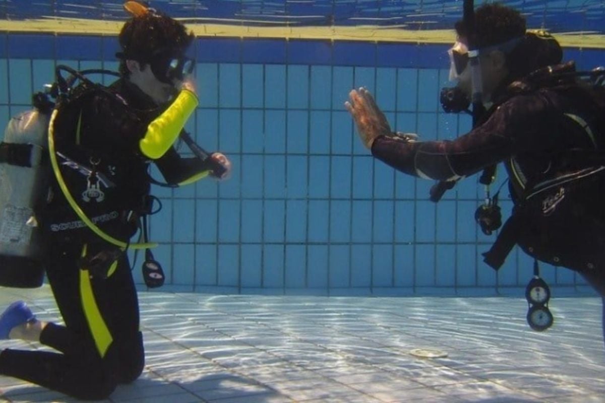 Scuba Diving Lesson for Two in Cambridgeshire Driving Experience 1