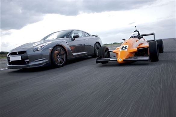Single seater Nissan GTR Driving Experience 1