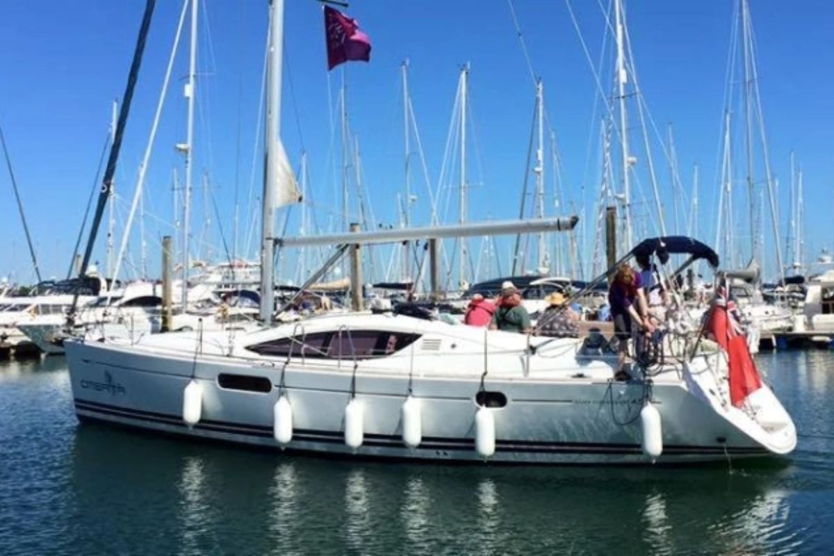Solent Yacht Sailing Experience with Dinner in Lymington Experience from Trackdays.co.uk