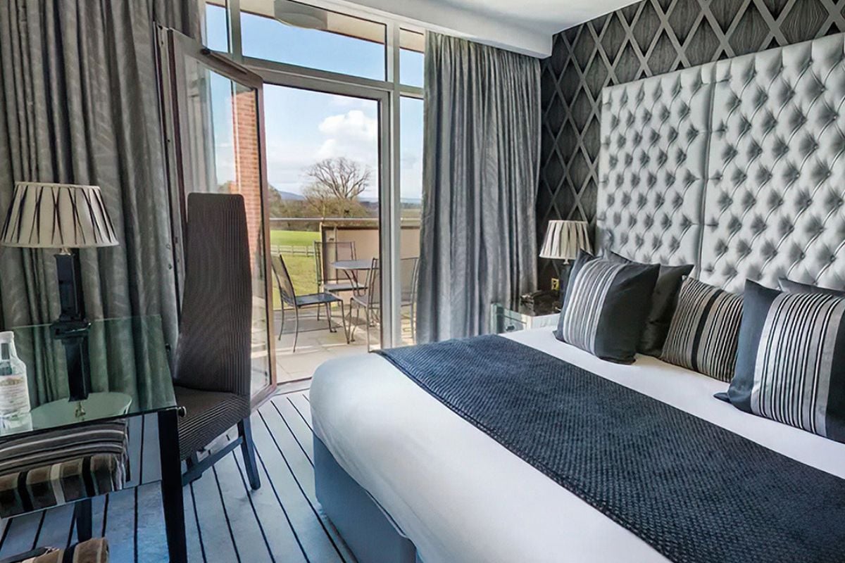 Spa Break for Two with 50 min Treatments & Dining at The Oxfordshire Experience from Trackdays.co.uk