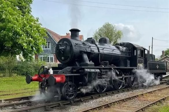 Steam Train Sunday Lunch for Two Offer Experience from Trackdays.co.uk