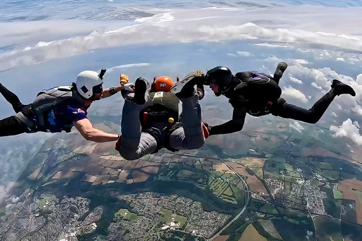 Taster Wings Level One AFF Skydive in Durham Experience from Trackdays.co.uk