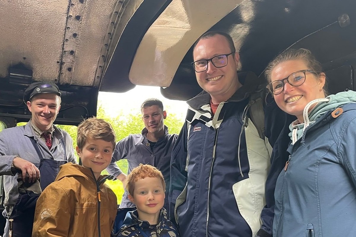 The Great Central Railway Family Tickets (2 Adults, 3 Children) Experience from Trackdays.co.uk
