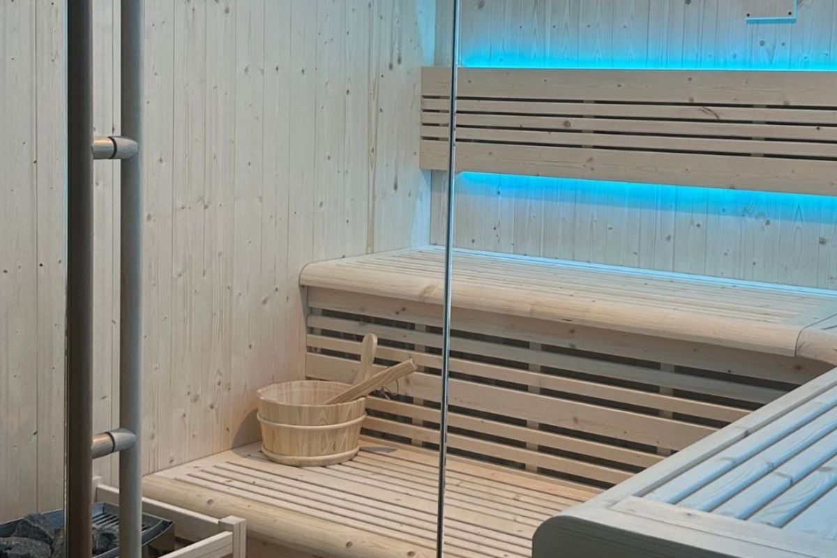 The Retreat Wellbeing Sanctuary Spa Day with Cream Tea for Two Experience from Trackdays.co.uk