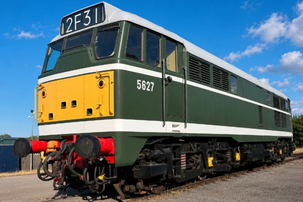 The Watercress Line 30 Minute Diesel Train Driving Experience Experience from Trackdays.co.uk