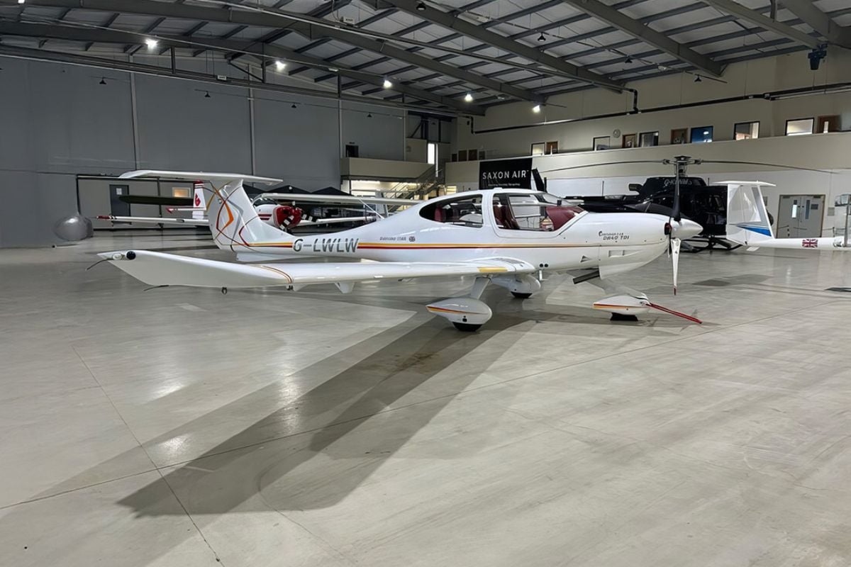 Four Seater 30 Minute Flying Lesson in Norwich Driving Experience 1