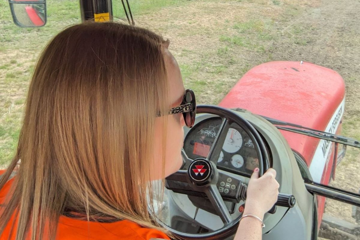 60 Minute Advanced Tractor Driving Experience from Trackdays.co.uk