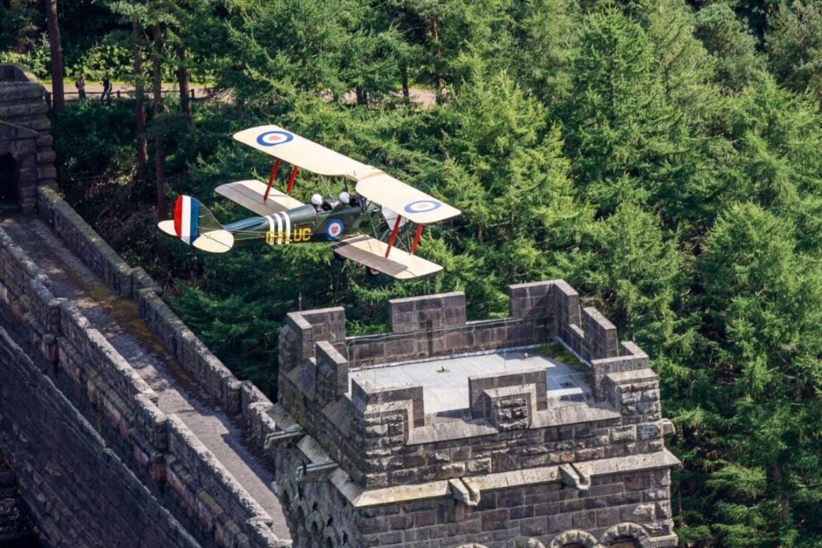 Ultimate Yorkshire Run Tiger Moth Flight in Leeds Driving Experience 1