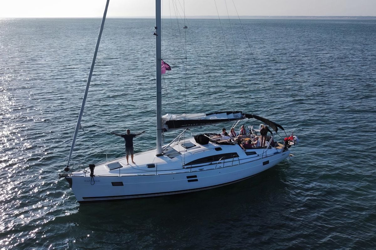Luxury Yacht Solent Sailing Day with Dining for One Experience from Trackdays.co.uk