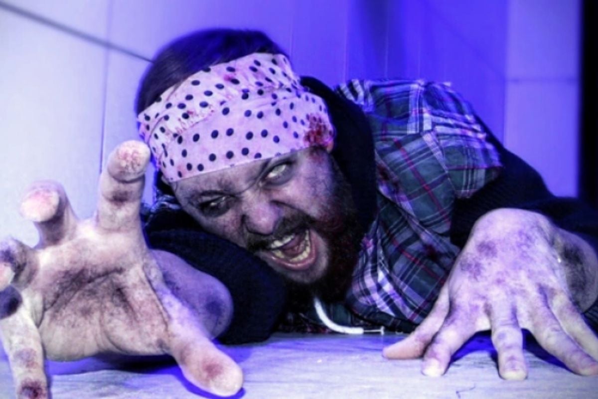 Zombie Lab Escape Room for Two in Manchester Experience from Trackdays.co.uk